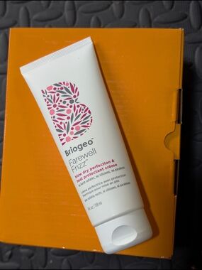 Briogeo Farewell Frizz